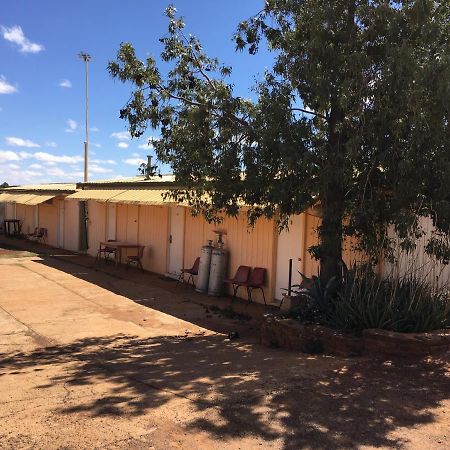 Meekatharra Hotel エクステリア 写真